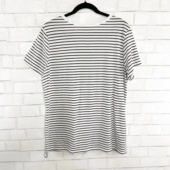 Torrid Black & White Striped Short Sleeve Tee Shirt Women's Plus Size 0X - Picture 3 of 6